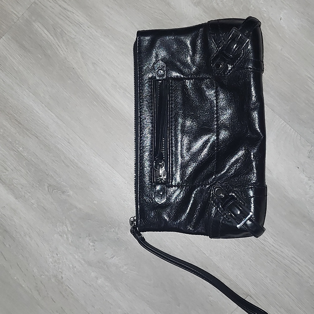 Michael Kors Wristlet - Picture 2 of 16